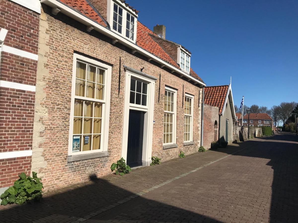 Accommodatie bij particulieren Tuinkamer In Monumentaal Pand *